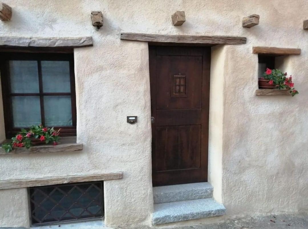 B&B E Home Restaurant S'Ispera Monolocale Uso Esclusivo 丰尼 外观 照片