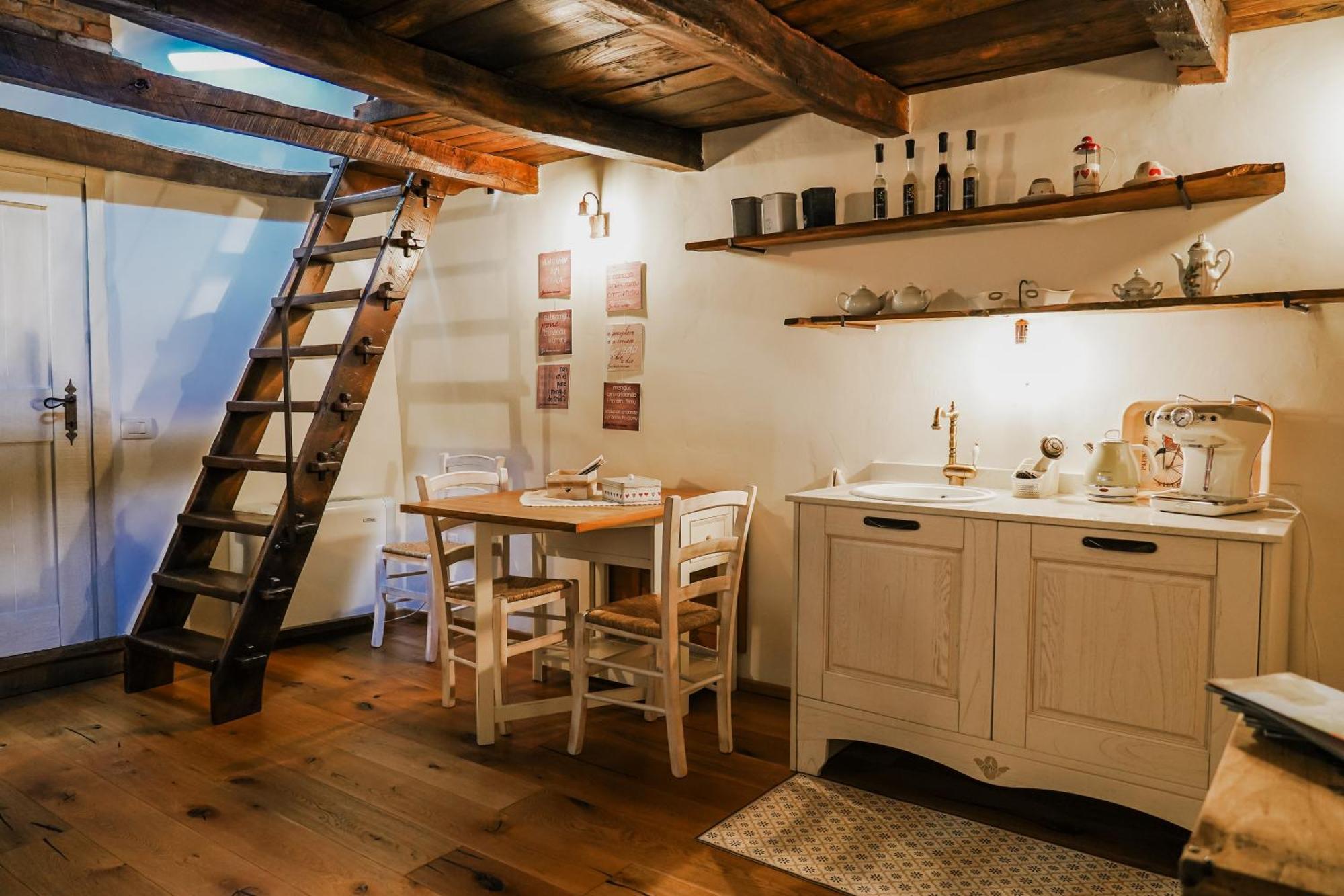 B&B E Home Restaurant S'Ispera Monolocale Uso Esclusivo 丰尼 外观 照片